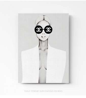 Tableau lunettes femme Chanel sur toile tendue